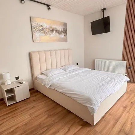 Apartman Yu-home 2 *